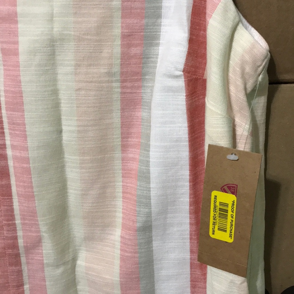 Clothes - Picture 3 of 3